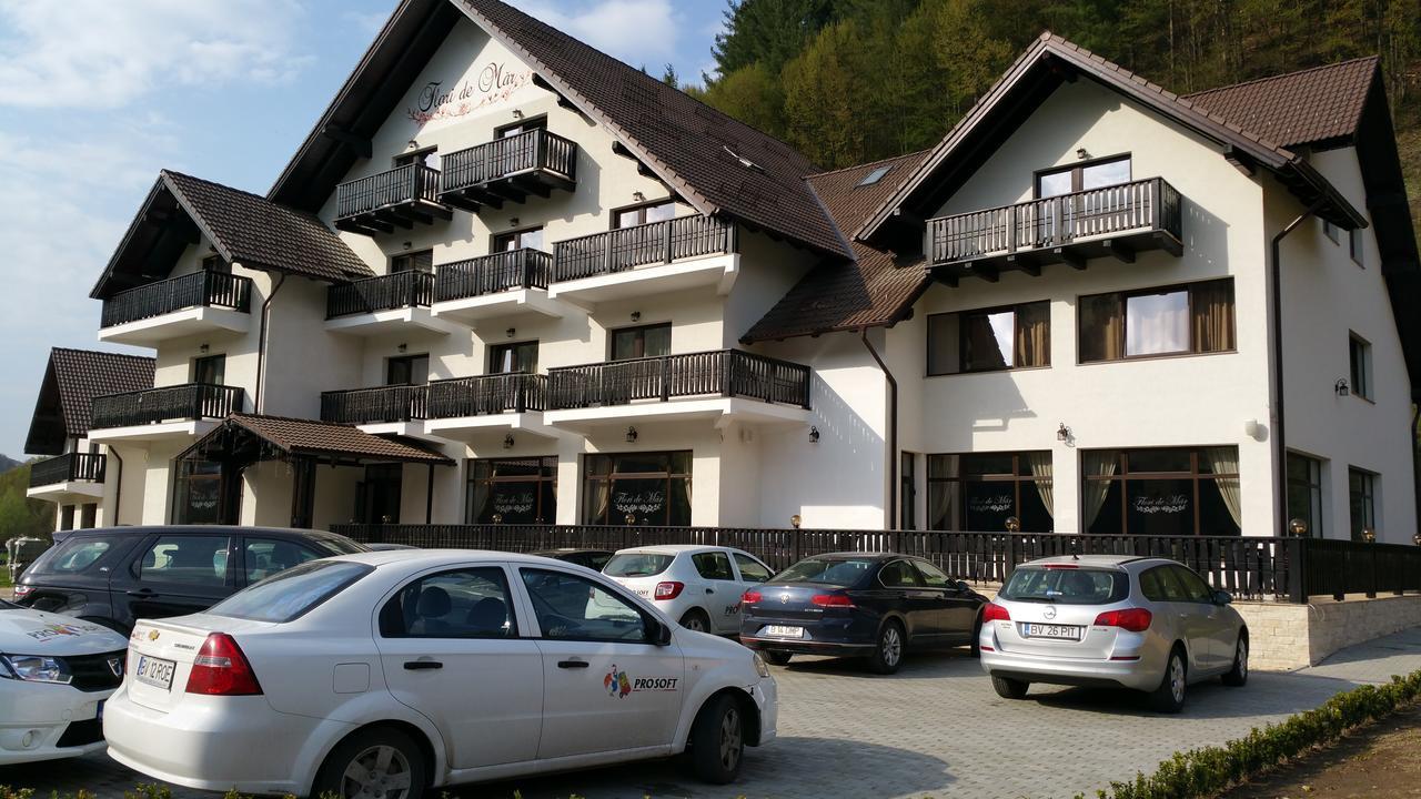 Flori De Mar Poiana Mărului Exterior foto